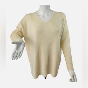 UNIQLO Oversized Sweater Women Cream V Neck Wool Blend Sweater - Size Large